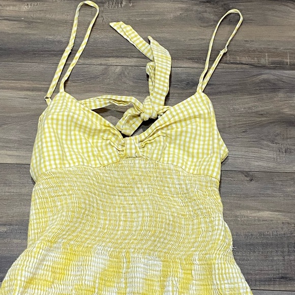 Zara Yellow Checkered Backless Sundress - Picture 2 of 6